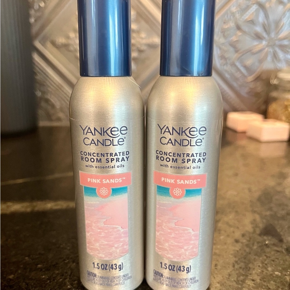 Yankee Candle Pink Sands Concentrated Room Spray - Silver and Blue